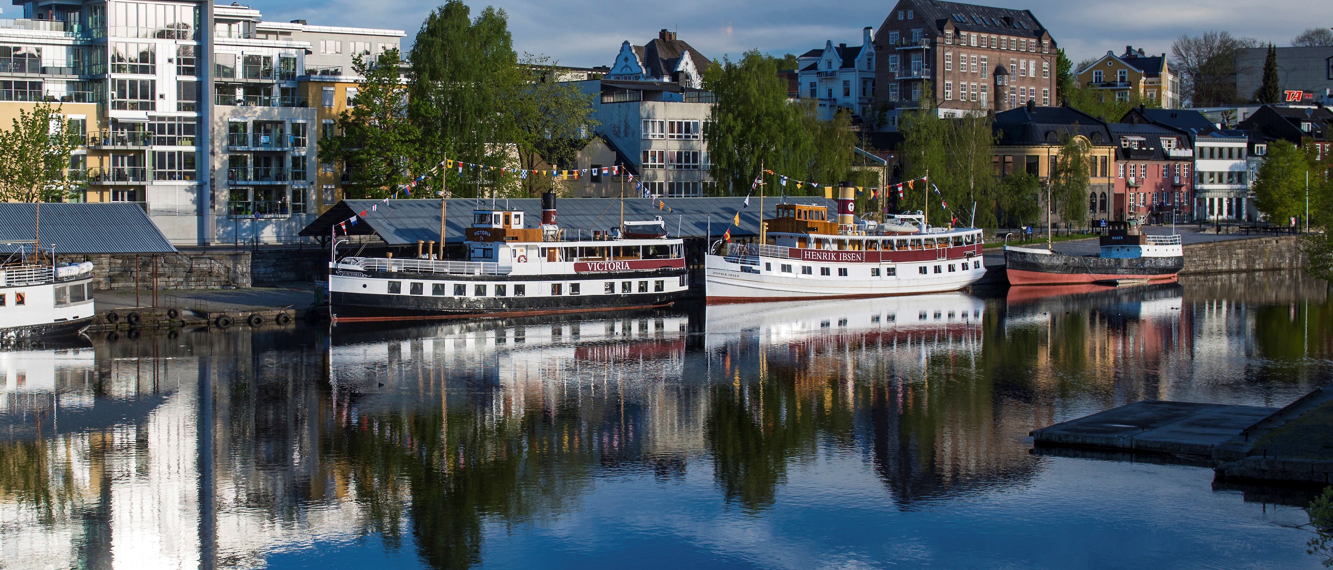 Båtene på hjellebrygga
