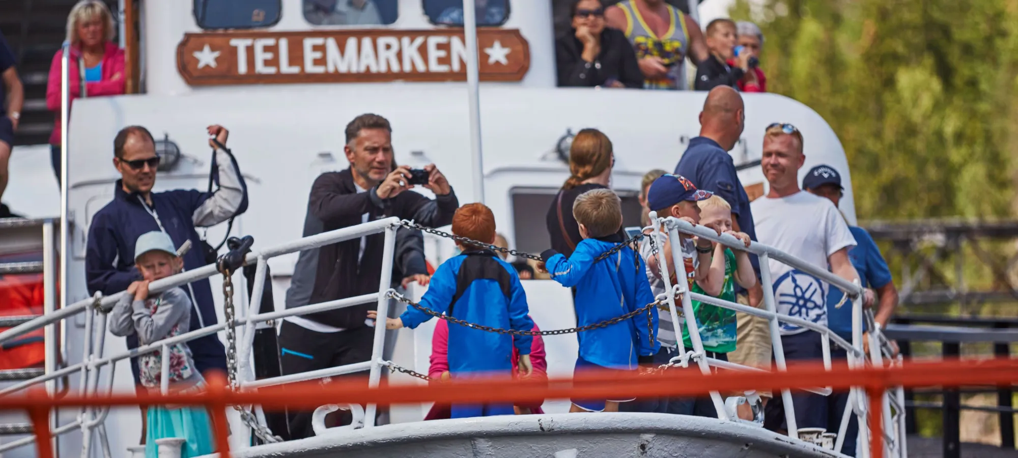 Båt t/r: Akkerhaugen – Ulefoss – Akkerhaugen